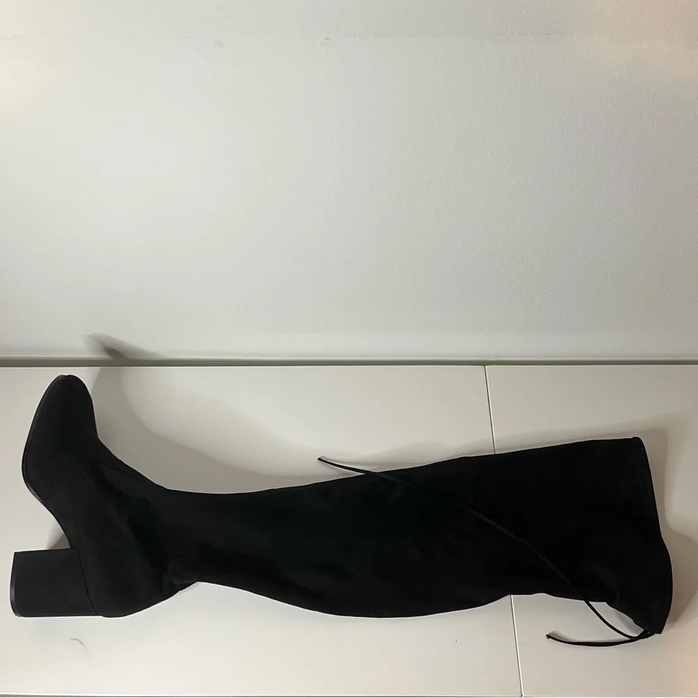 Slayer Suede Over the Knee Soft Block Heel Tie Top Boots Size 11 in black‎